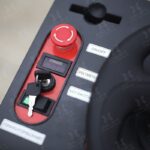 Фото 14 - Самоходный Ножничный Подъемник QZ-030-130 WD OXLIFT 300 кг 13 м.